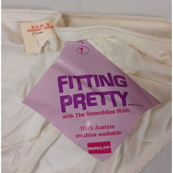3 Vintage Berkliff Size 7 Beige Sheer 70s Panties - New with Tags Made in USA - Picture 8 of 11